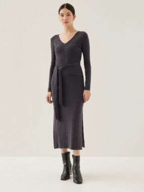 V-Neck Long Sleeve Tie-Waist Midi Dress - Charcoal